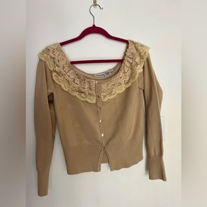 Newport News vintage sweater. Never worn. Sz M.